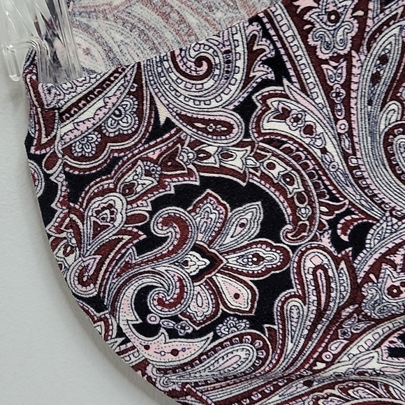 Ann Taylor Paisley Cap Sleeve black & burgundy red BLouse pleated neck Large - Picture 3 of 6